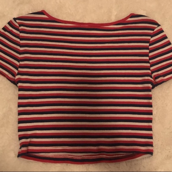Striped crop top - Picture 2 of 2